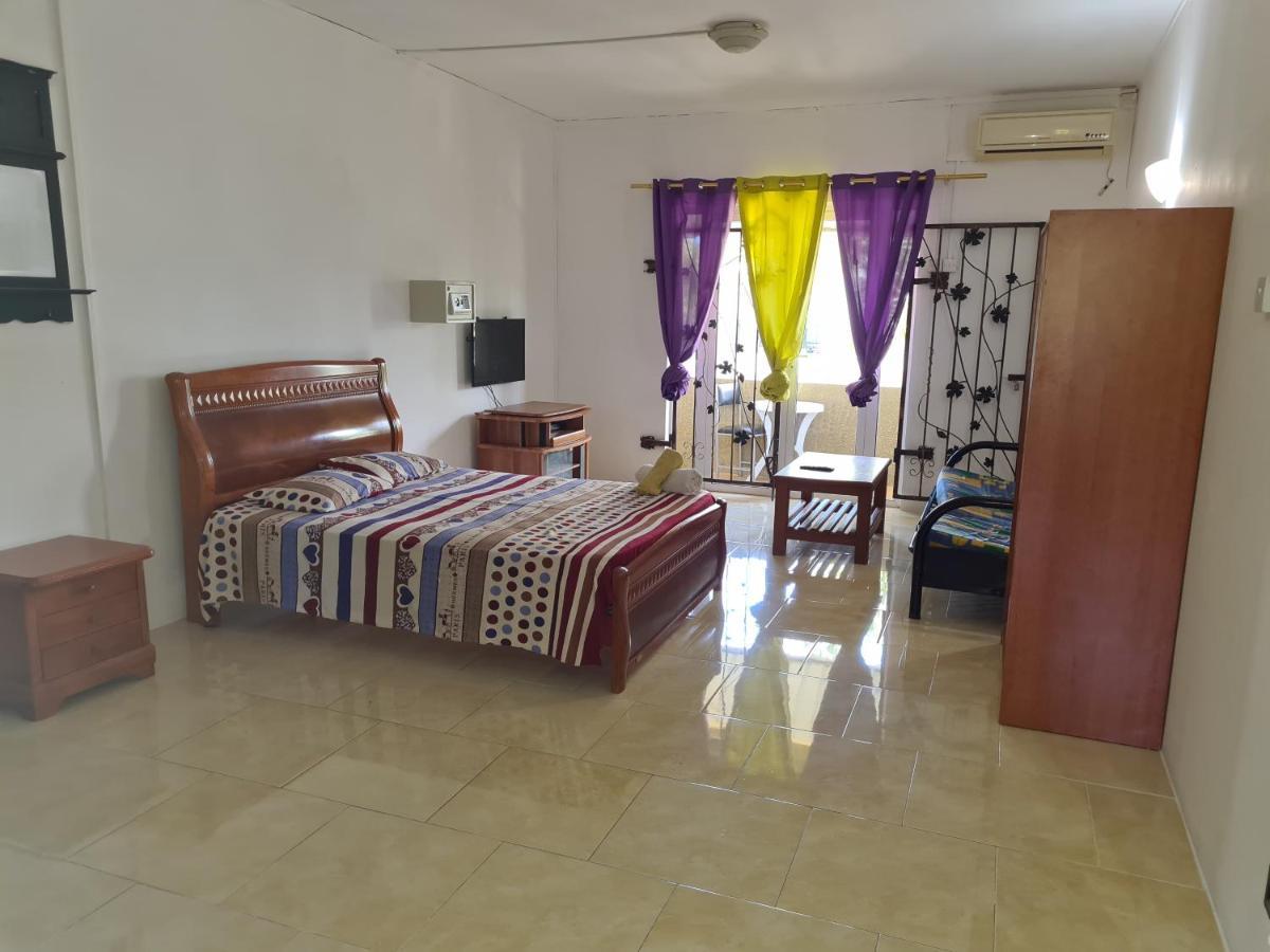Aparthotel Oasis Tropical à Pereybere Beach Extérieur photo