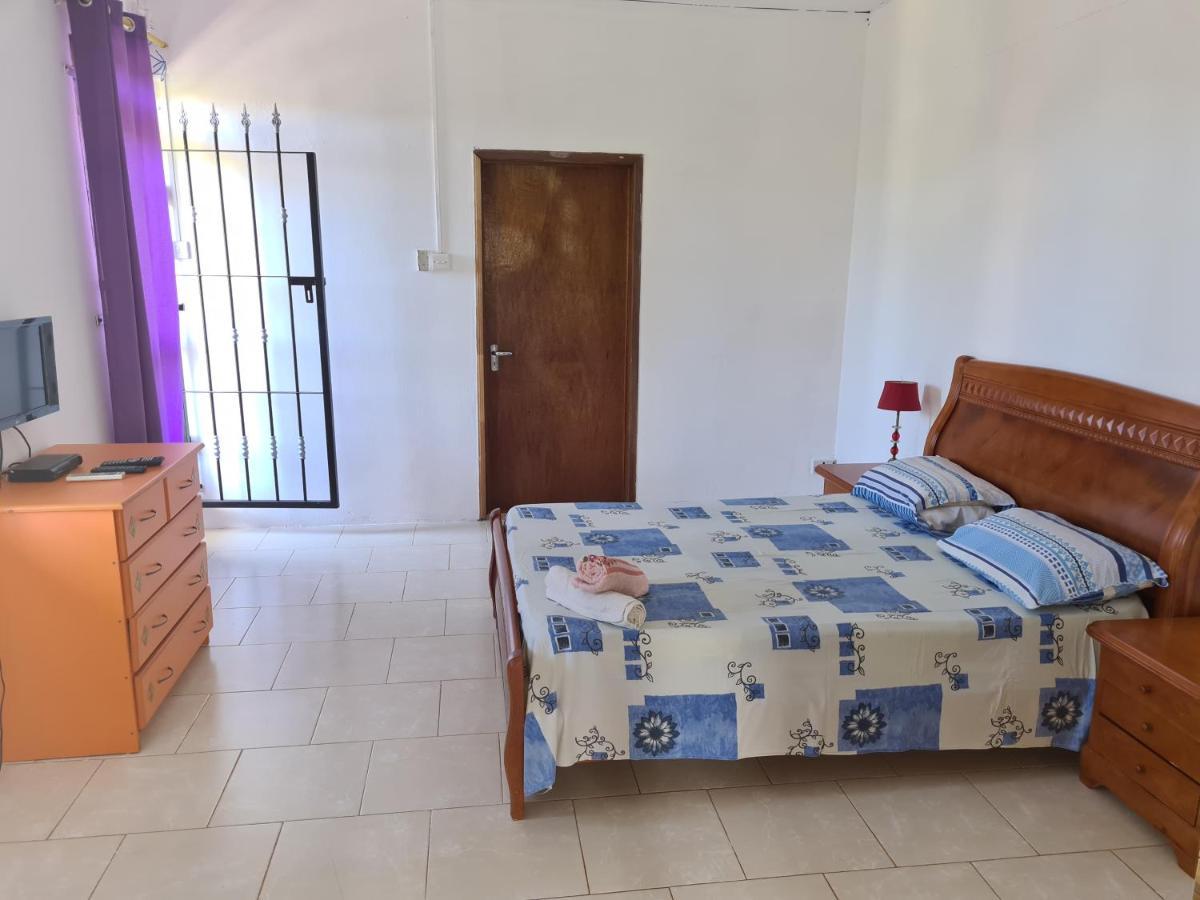 Aparthotel Oasis Tropical à Pereybere Beach Extérieur photo