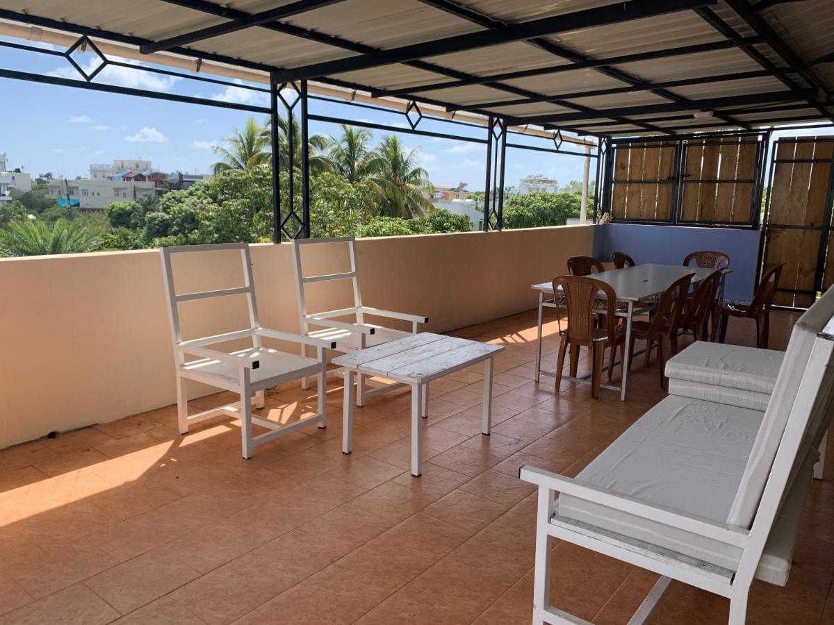 Aparthotel Oasis Tropical à Pereybere Beach Extérieur photo